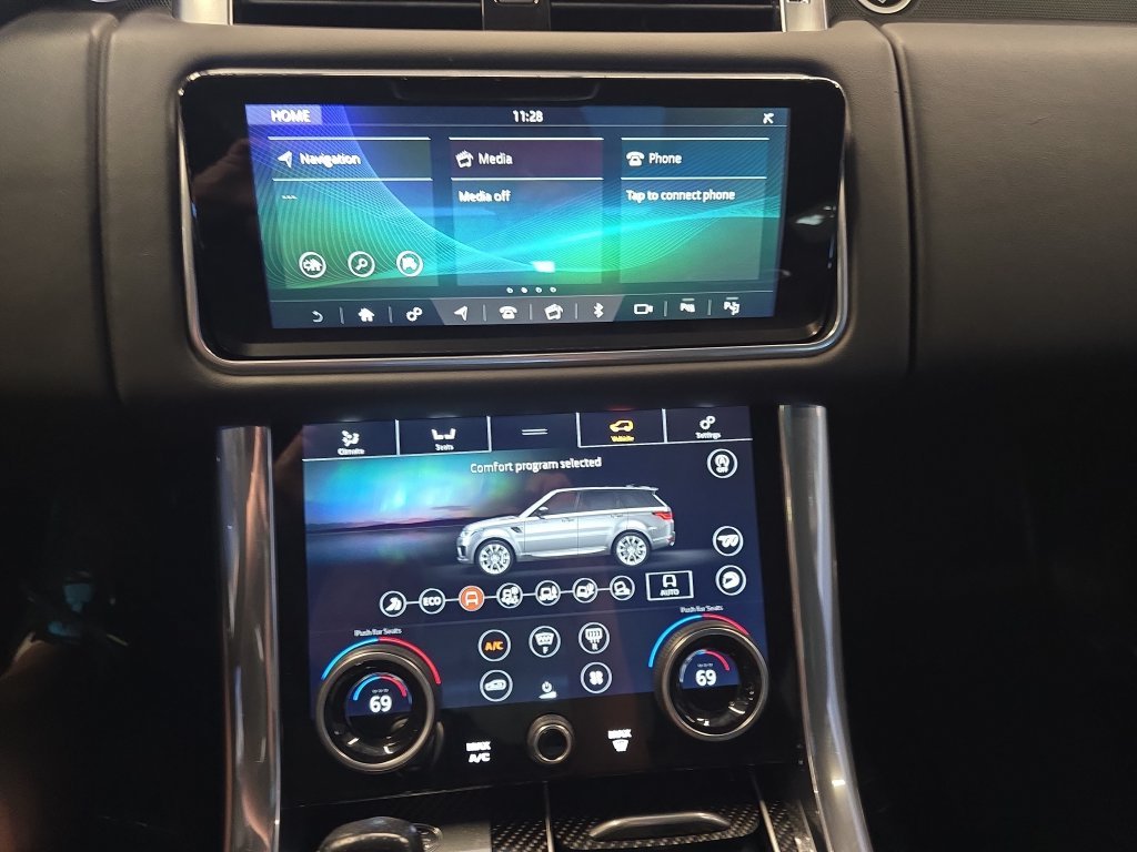 Used 2020 Black Land Rover SVR image 23
