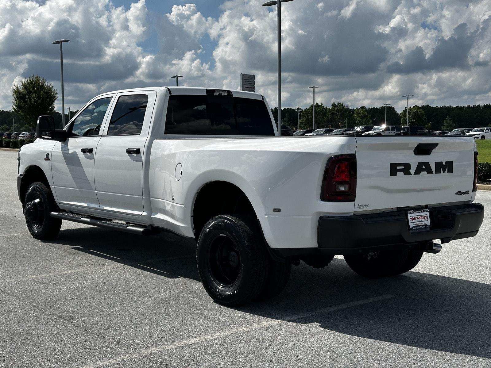 New 2026 Bright White Clear-Coat Exterior Paint RAM Tradesman image 6