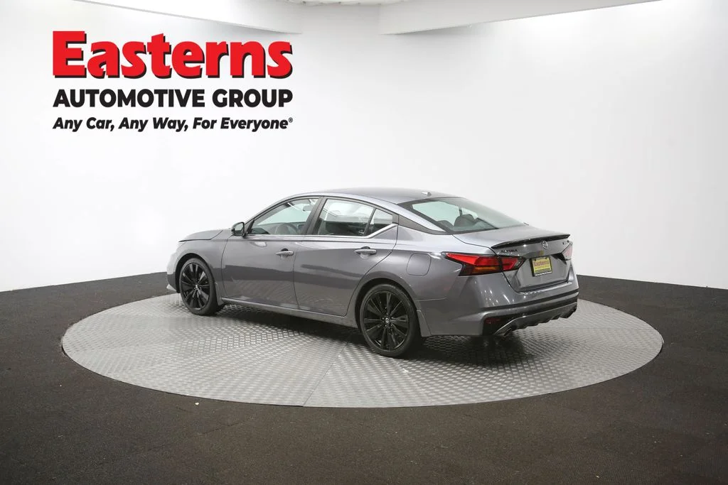 Used 2022 Gray Nissan 2.5 SR image 61
