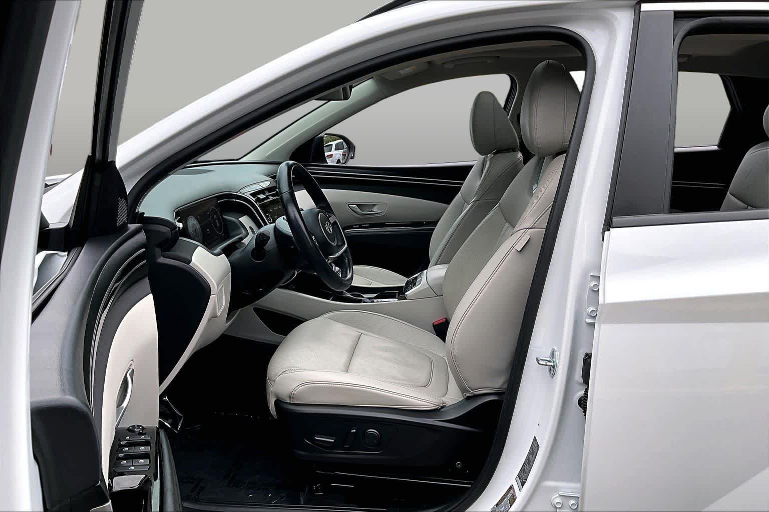 Used 2022 Quartz White Hyundai SEL image 15