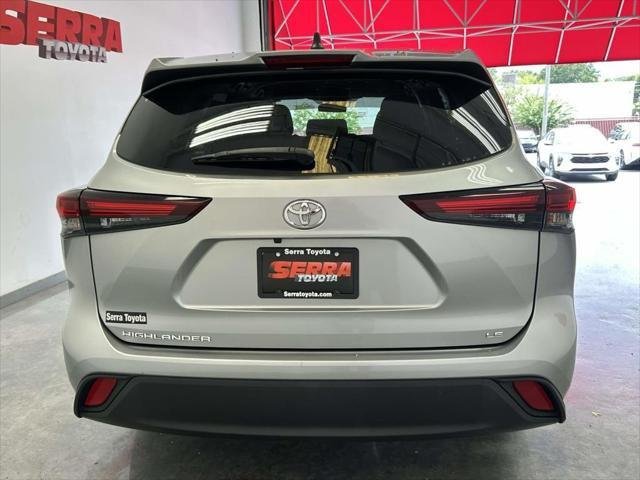 Certified Used 2024 CELESTIAL SILVER Toyota  image 4