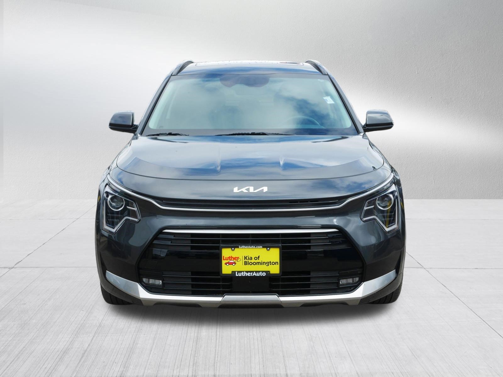 Certified 2024 Kia Niro EX Touring with VIN KNDCR3LE3R5143598 for sale in Bloomington, Minnesota