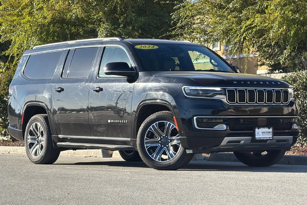 Used 2024 Diamond Black Jeep Series II image 2