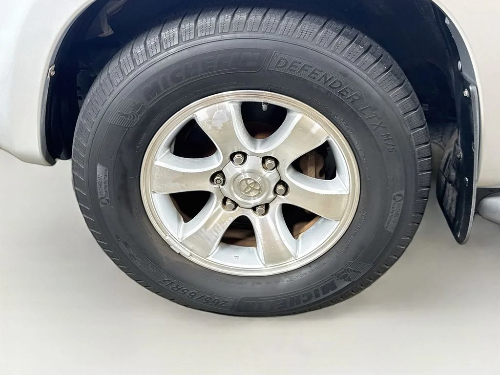 Used 2006 Silver Toyota SR5 Sport image 33