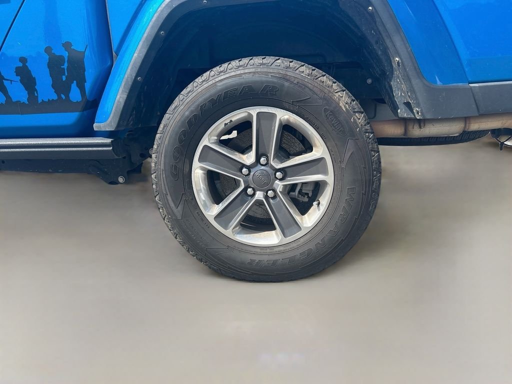 Used 2023 Blue Jeep Sport S image 12