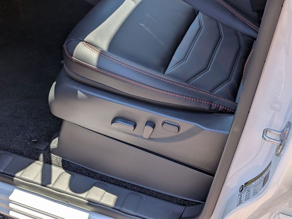 New 2026 Glacier White Nissan Crew Cab PRO-4X® image 6