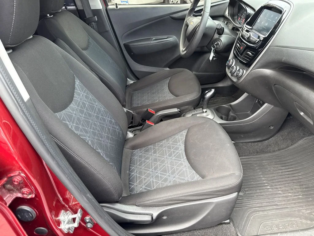 Used 2022 Red Chevrolet LS image 15