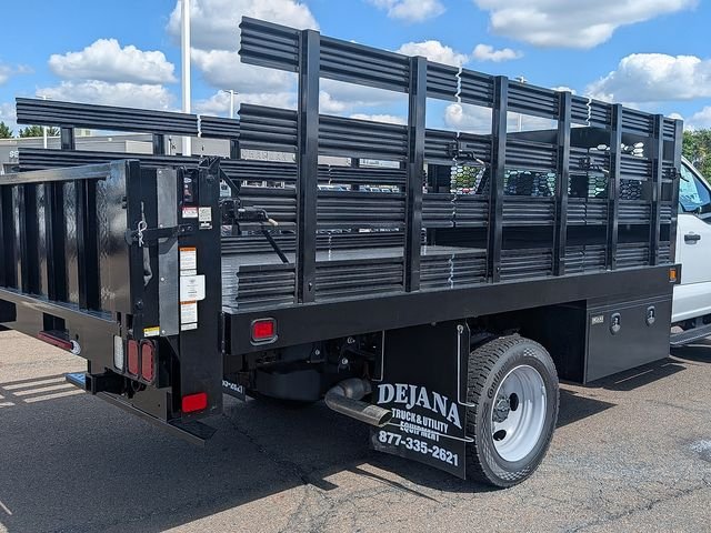New 2026 Oxford White Ford F-550® XL image 5