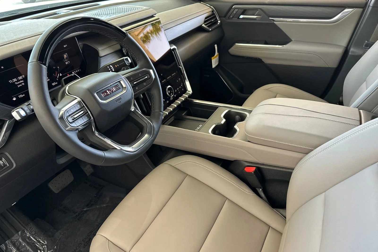 2025 GMC Acadia Elevation - Photo 11