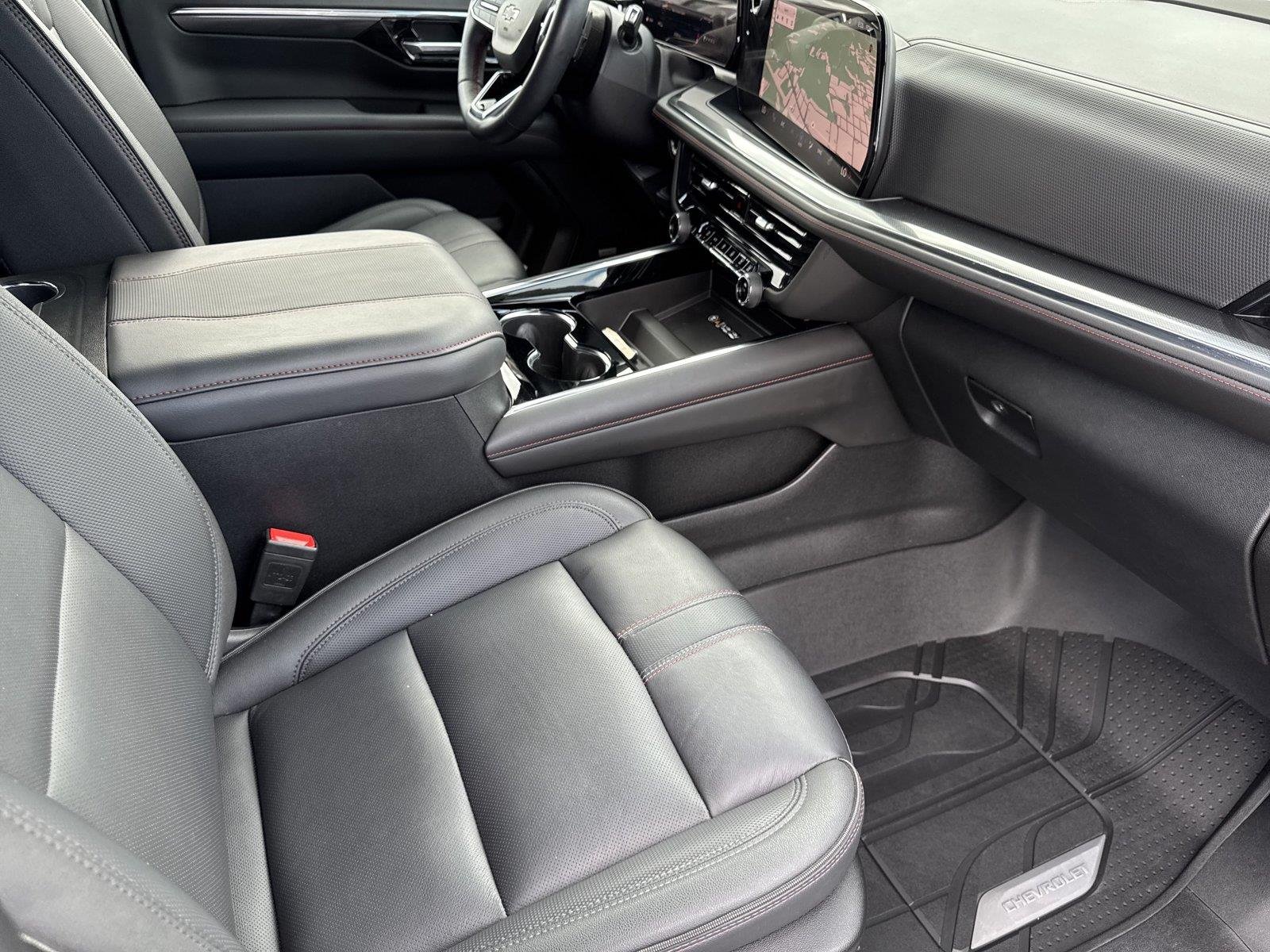 Used 2025 Sterling Gray Metallic Chevrolet RST image 37