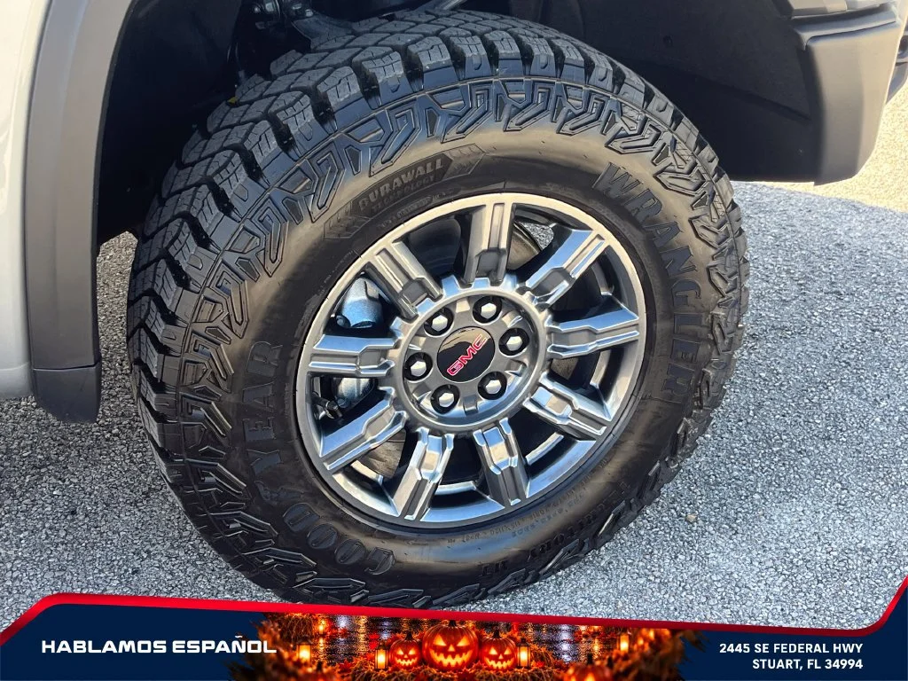 New 2026 Sterling Metallic GMC AT4X image 21