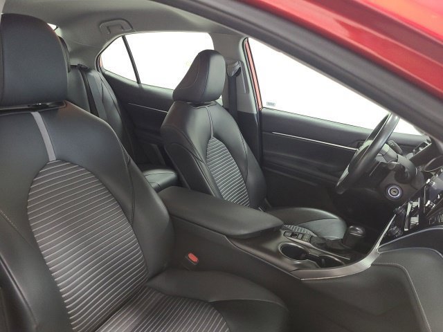 2024 Toyota Camry SE - Photo 9