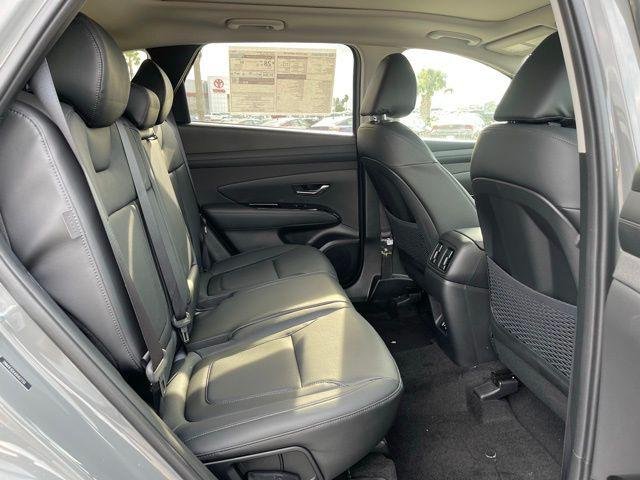 2025 Hyundai Tucson Limited - Photo 19