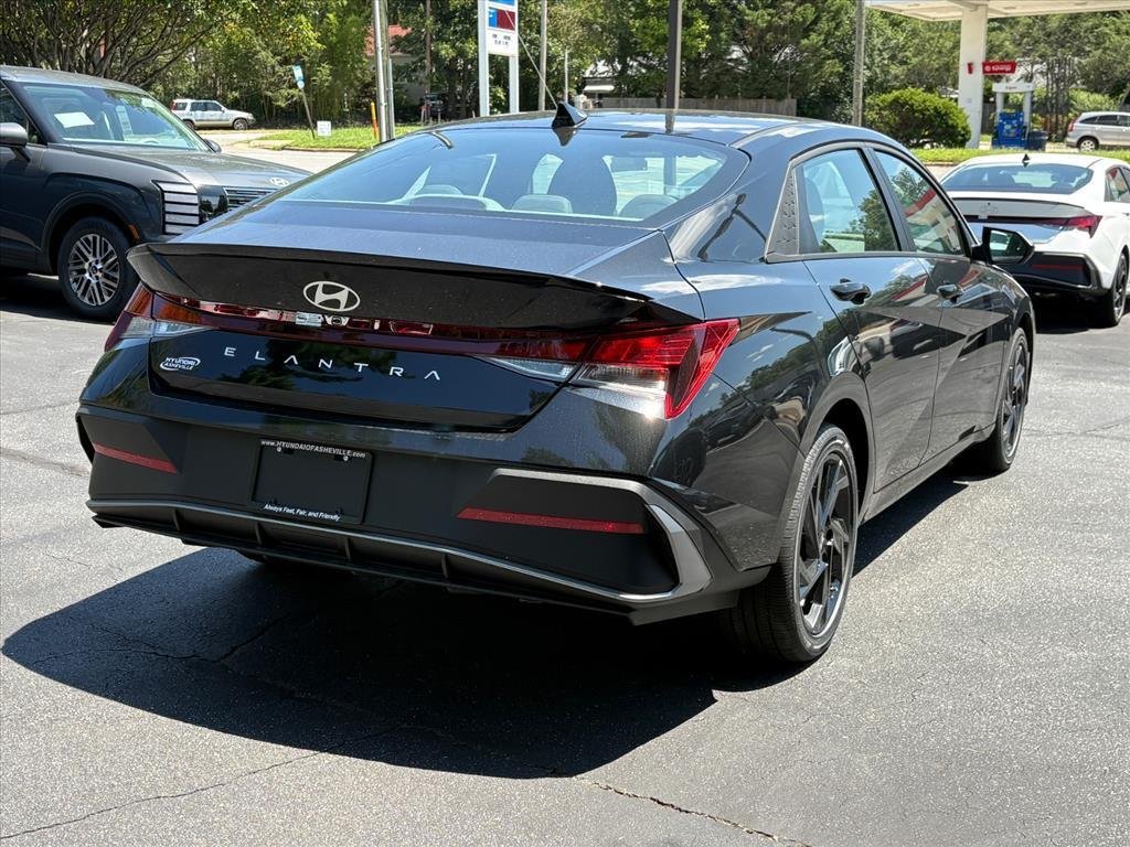 New 2026 Abyss Black Pearl Hyundai SEL Sport image 18