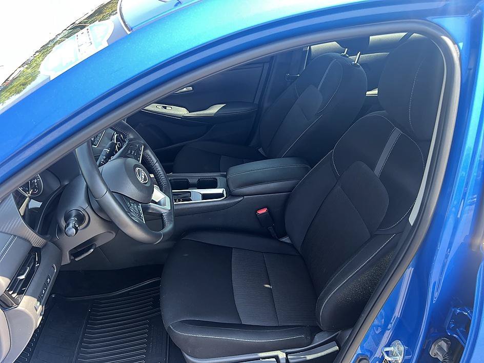 Used 2025 Electric Blue Metallic Nissan SV image 13