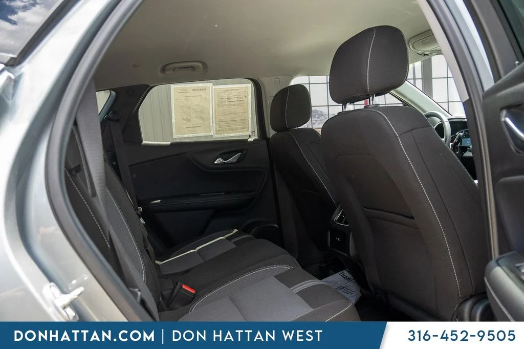 Used 2025 Gray Chevrolet LT image 26
