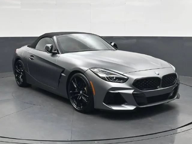 Used 2021 Gray BMW sDrive M40i image 2