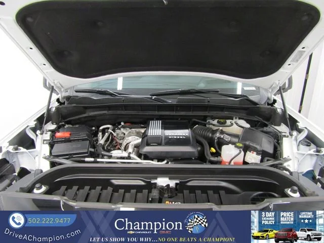 Used 2025 Summit White GMC AT4 image 55