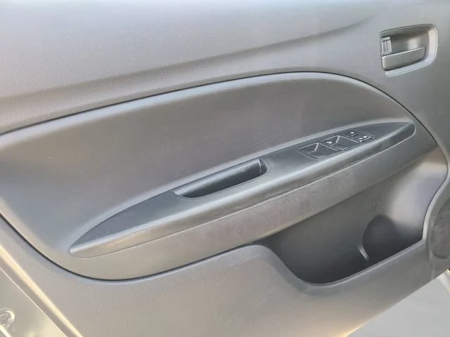 Used 2024 Gray Mitsubishi ES image 12