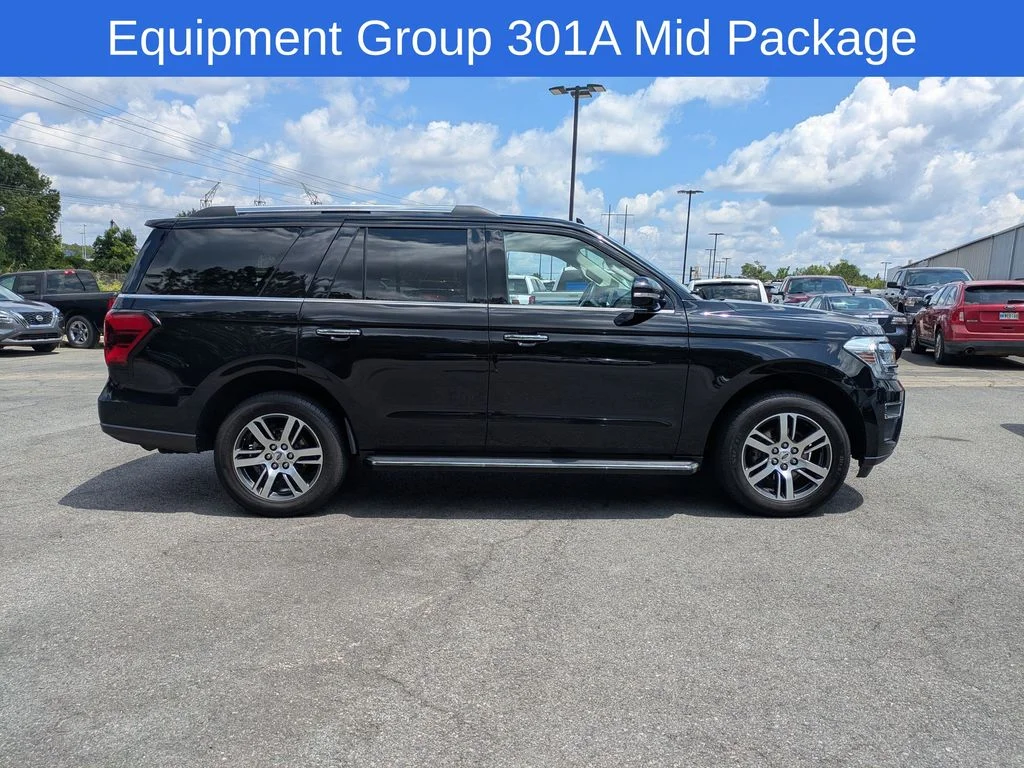 Used 2023 Black Ford Limited image 3