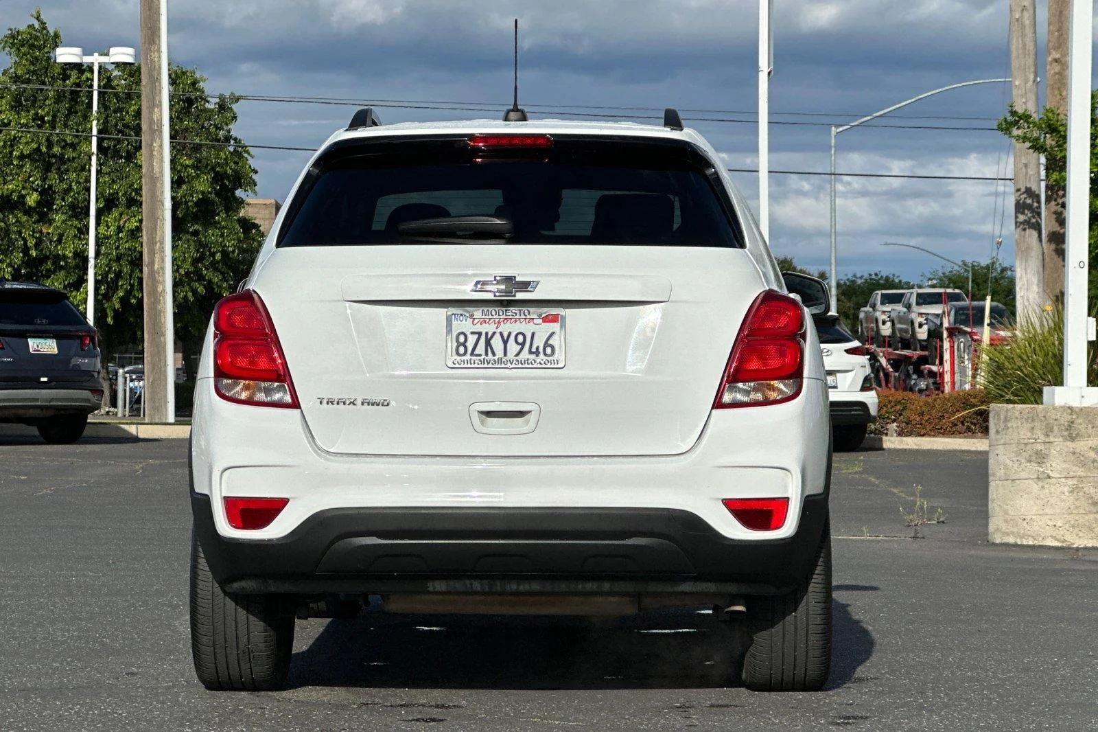 Used 2022 Summit White Chevrolet LT image 5