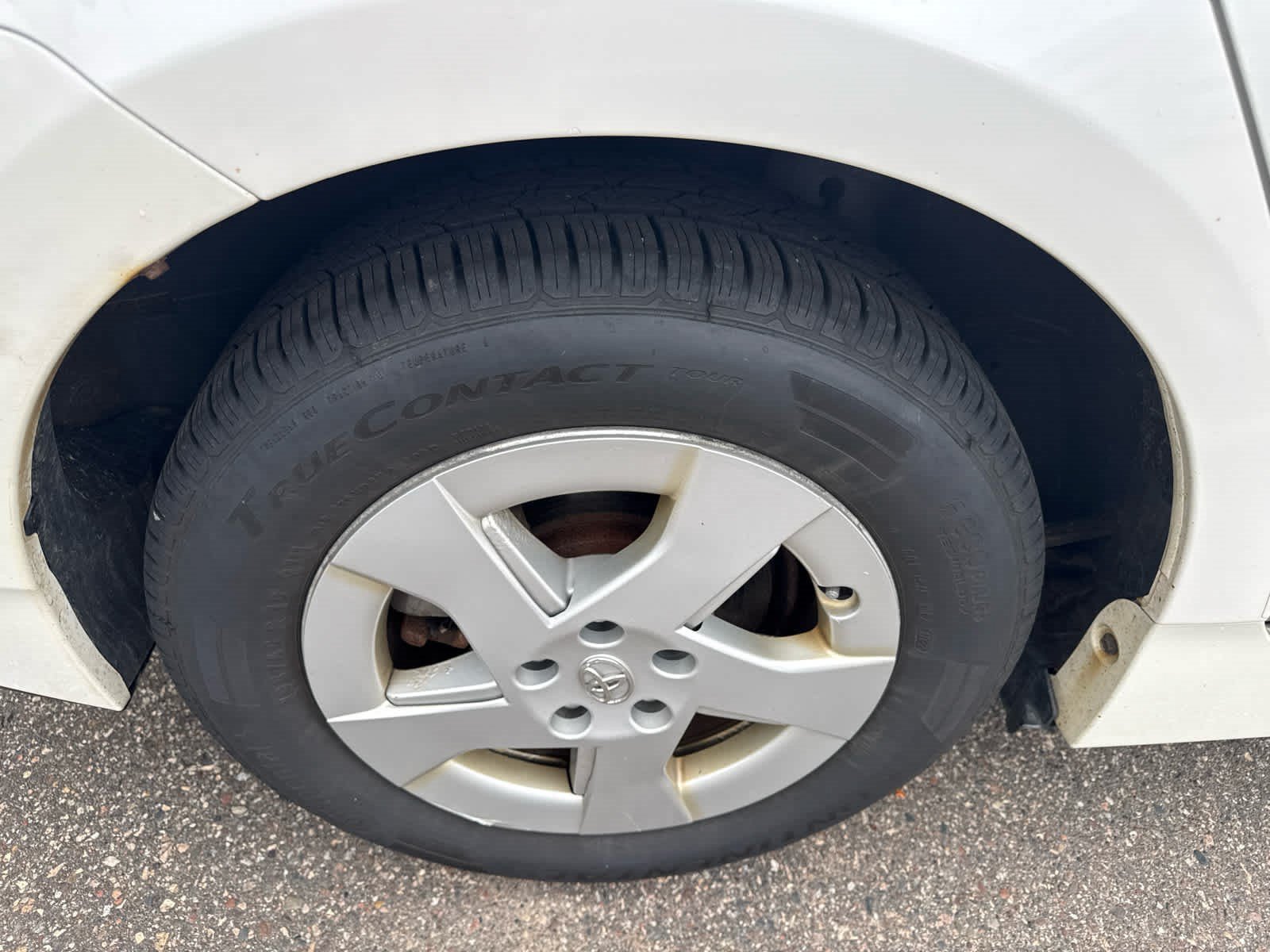 Used 2010 Blizzard Pearl Toyota III image 11