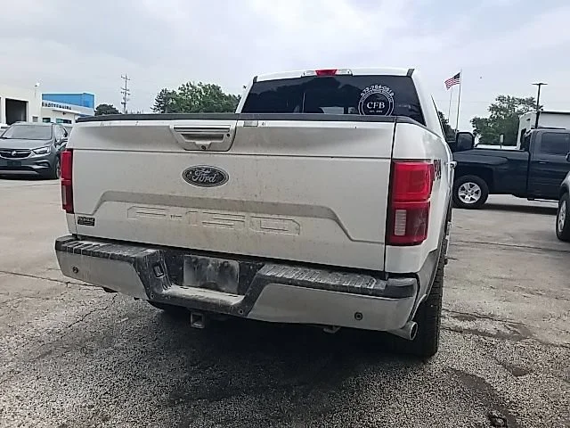 Used 2018 White Ford XL image 21