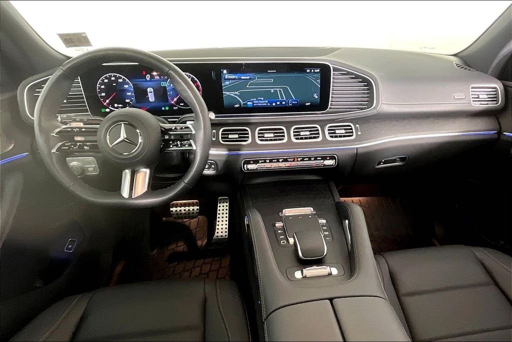 Used 2026 Black Mercedes-Benz GLS 450 image 13