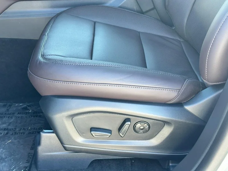 New 2026 Star White Metallic Tri-Coat Ford Platinum 4WD image 14