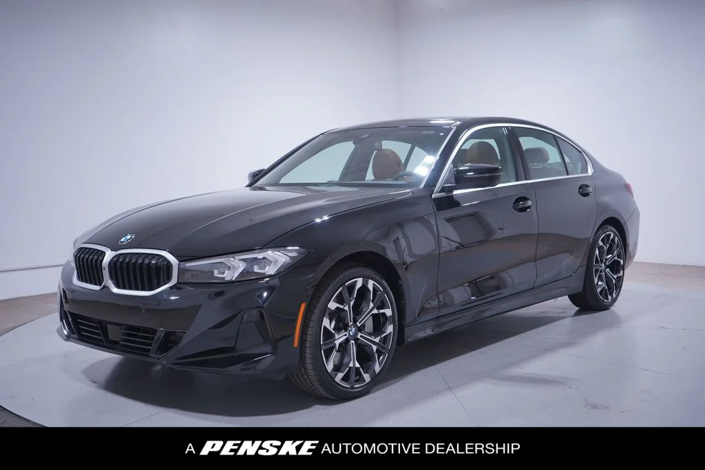 2025 BMW 3 Series 330i Sedan's photo