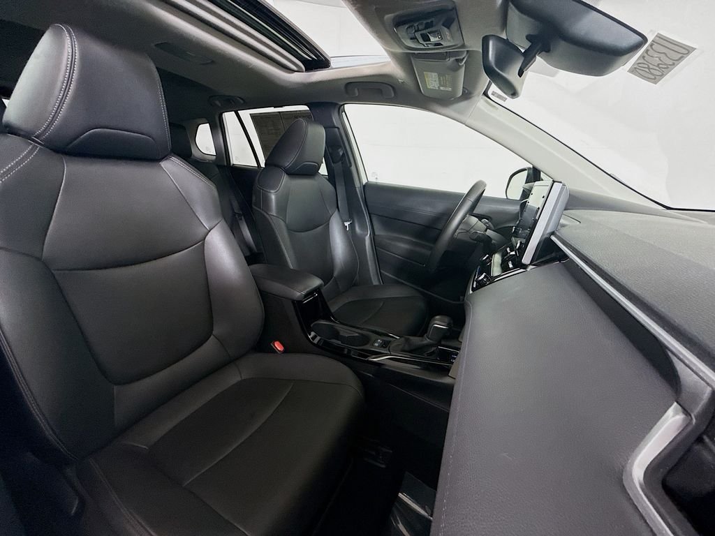 2022 Toyota Corolla Cross XLE - Photo 28