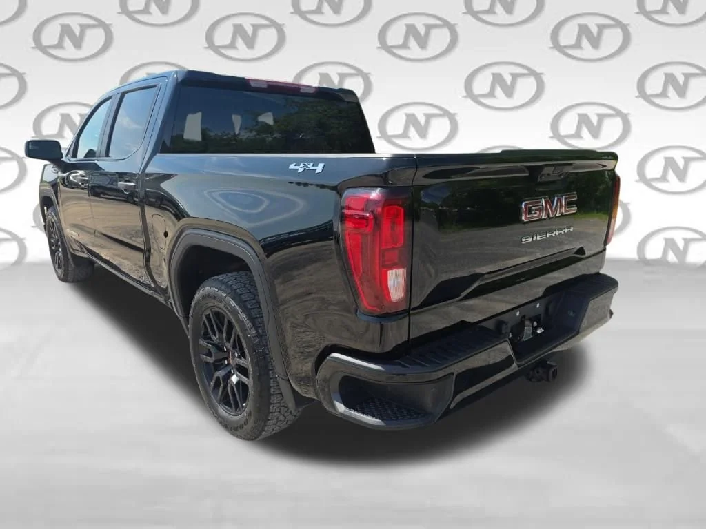 Used 2024 Onyx Black GMC Pro image 12
