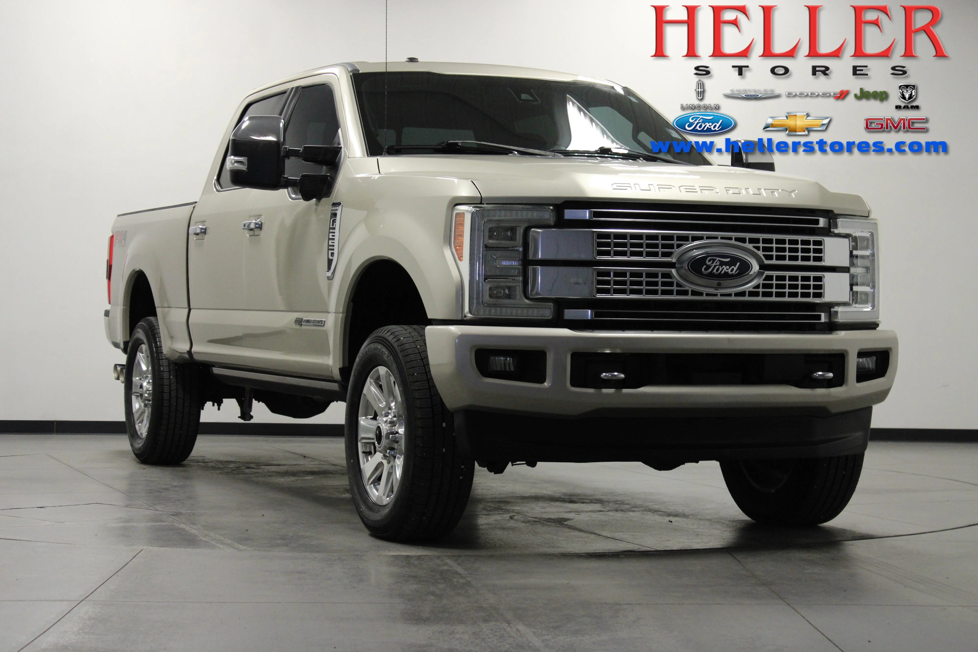 Used 2017 White Gold Metallic Ford Platinum image 1
