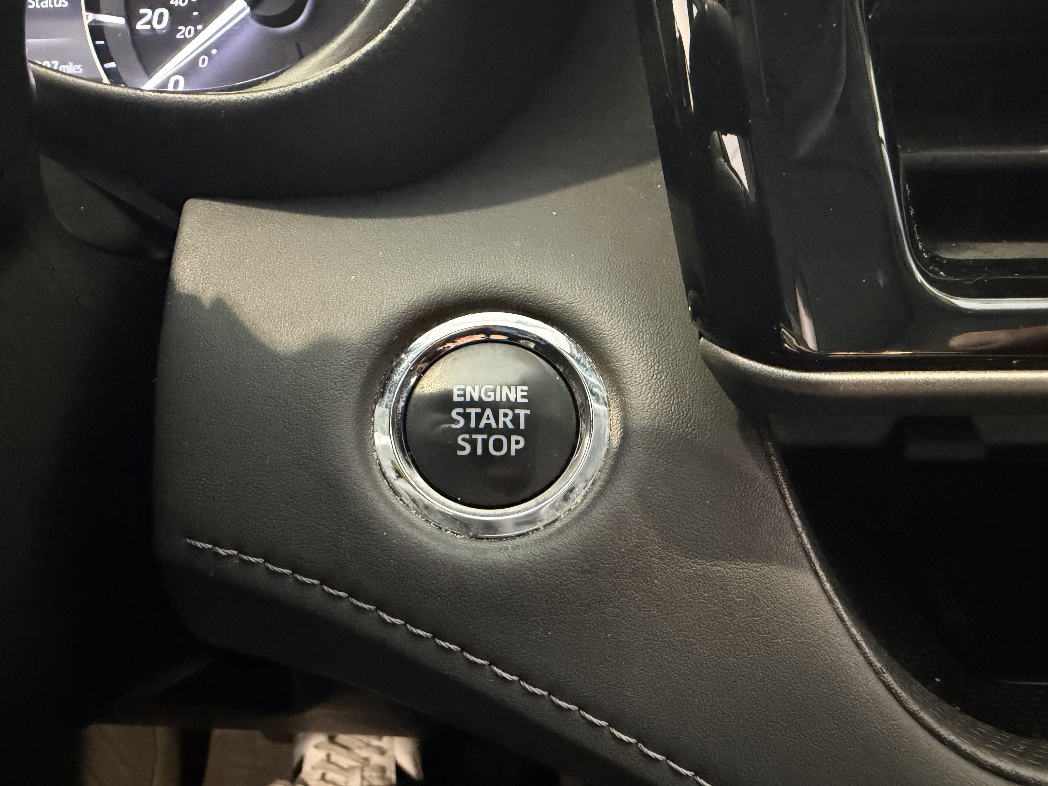 2023 Toyota Highlander XLE - Photo 23