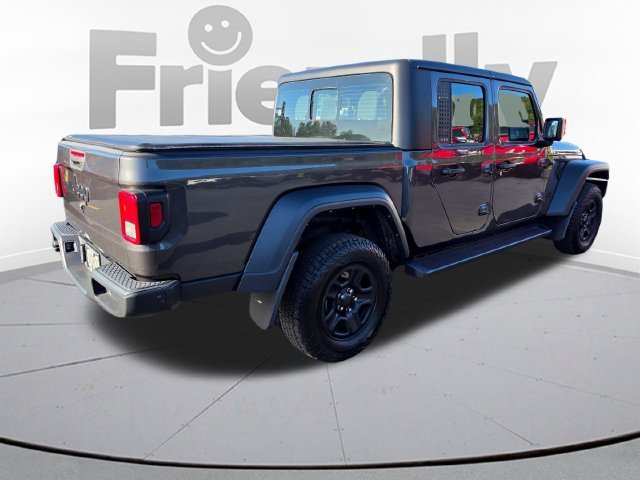 Used 2022 Gray Jeep Sport image 5