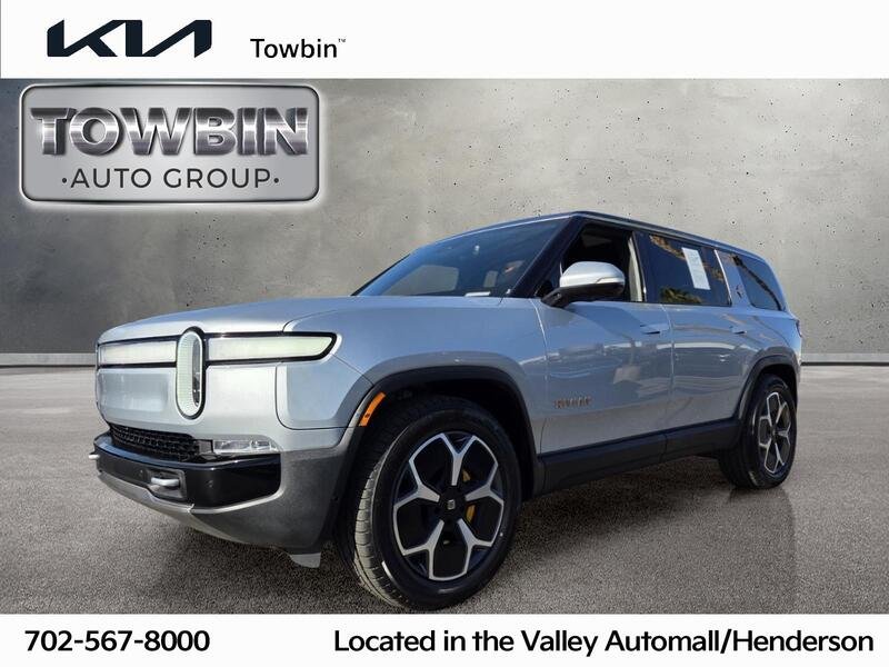 Used 2024  Rivian Adventure image 1