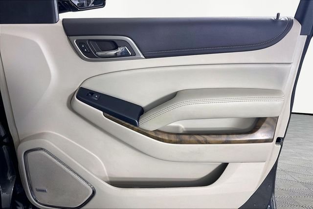 Used 2019 Gray GMC Denali image 25