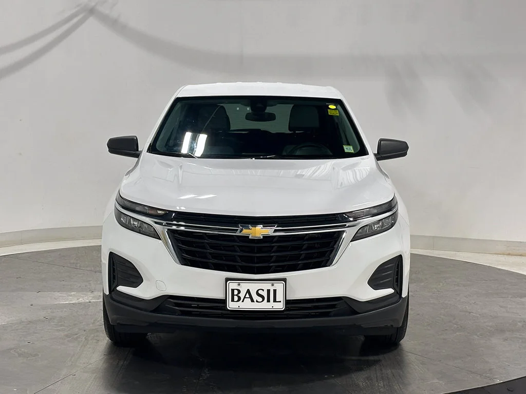 Used 2024 Summit White Chevrolet LS image 9