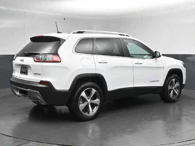 Used 2021 Bright White Clearcoat Jeep Limited image 7