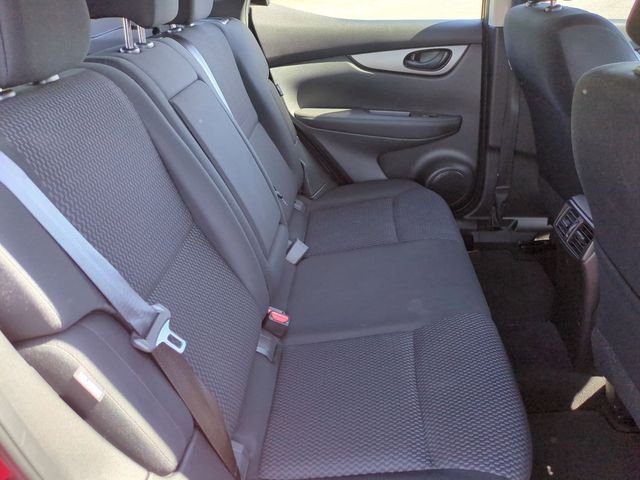 Used 2021 Red Nissan S image 29