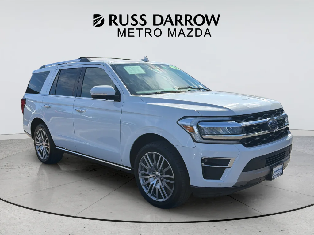 Used 2024 White Ford Limited image 7