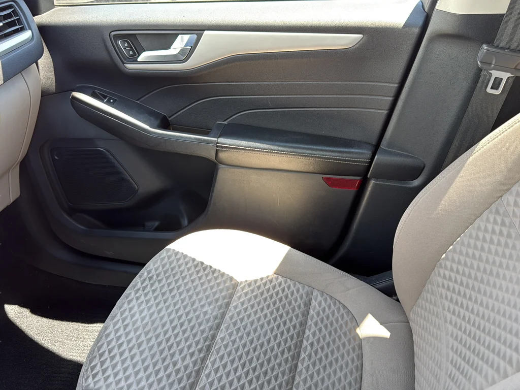 Used 2021 White Ford SE image 24