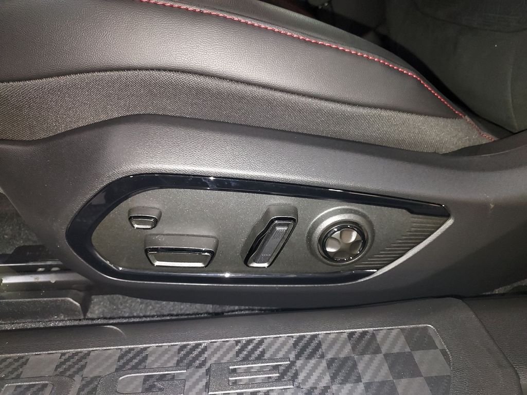 New 2026 White Knuckle Exterior Paint Dodge Scat Pack Plus image 18
