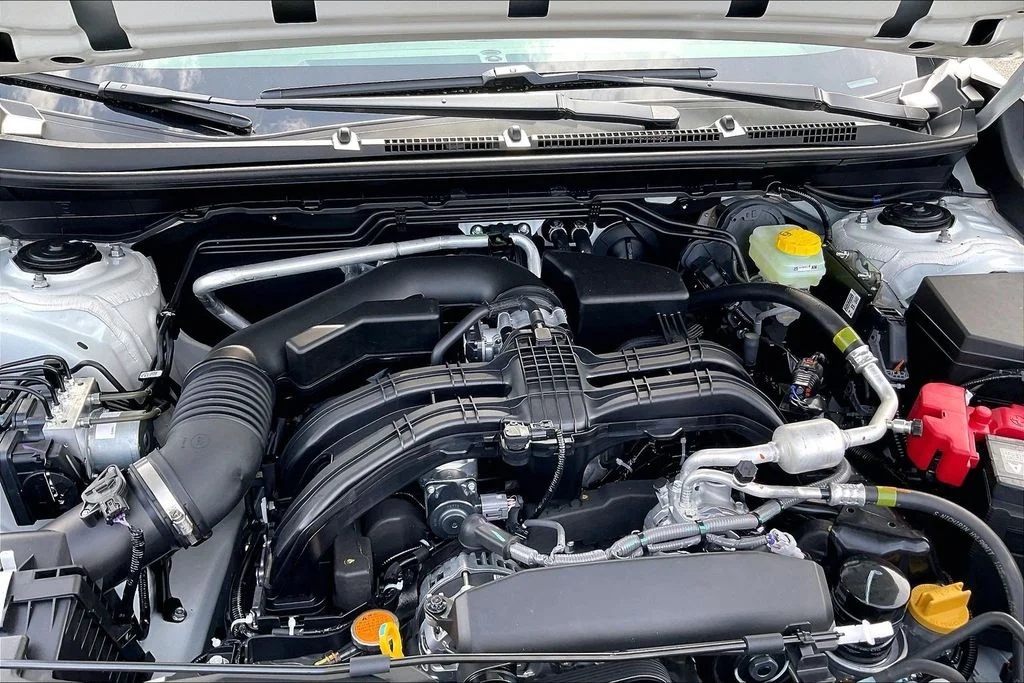New 2026 CRYSTAL WHITE PEARL Subaru Base image 11