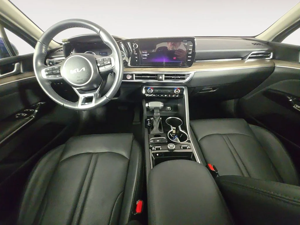 Used 2023 Blue Kia EX image 10