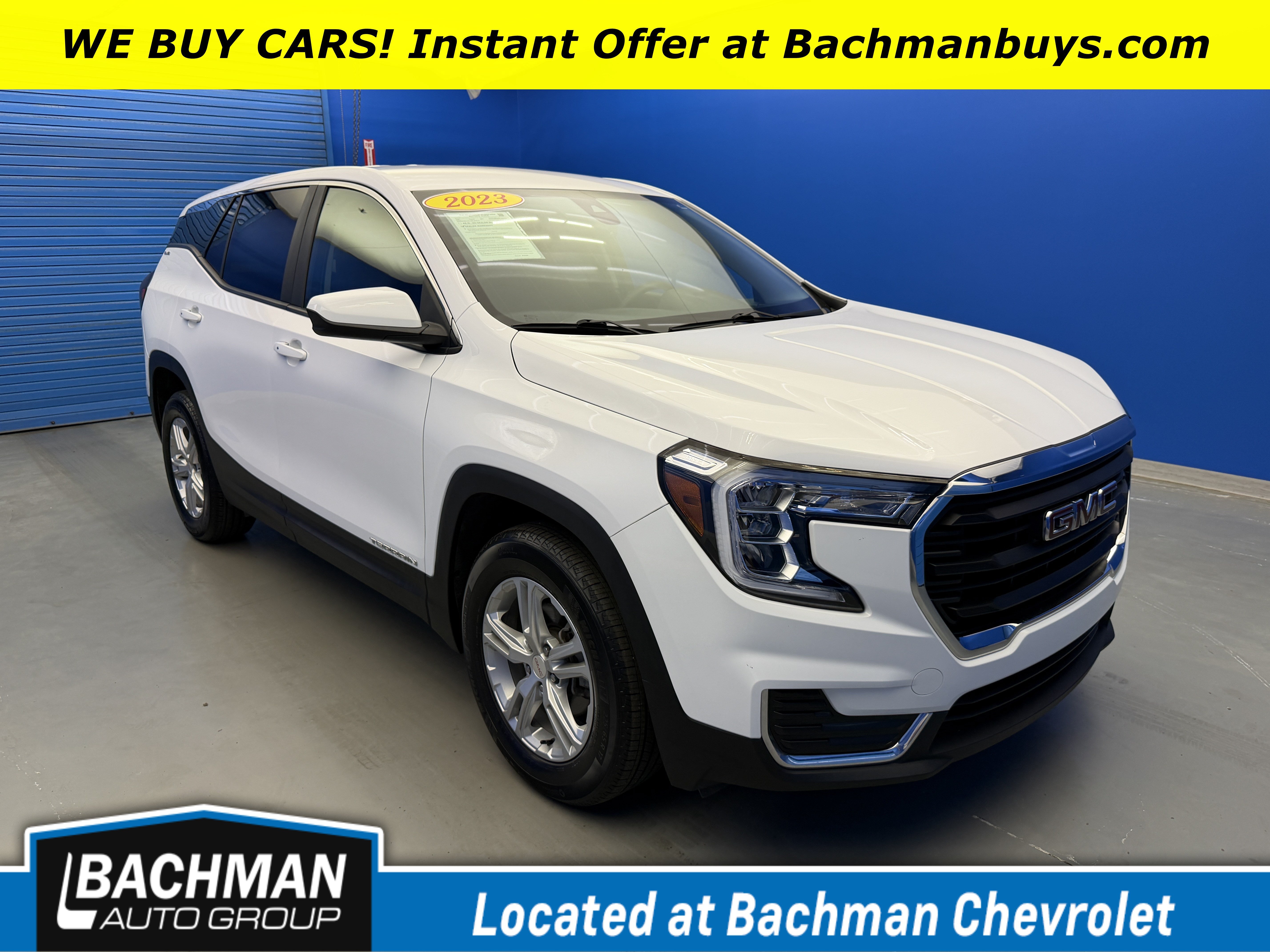 Used 2023 Summit White GMC SLE image 1