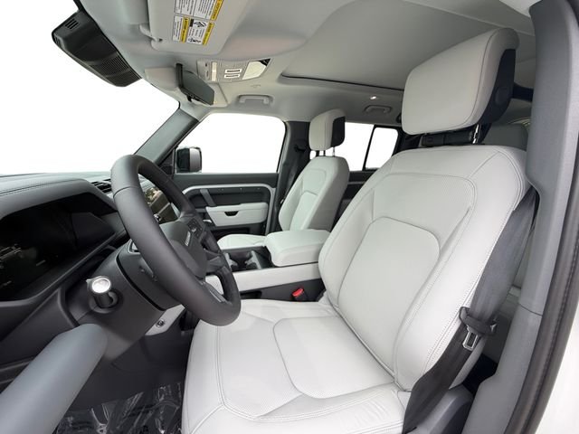 New 2026 Fuji White Land Rover S image 10