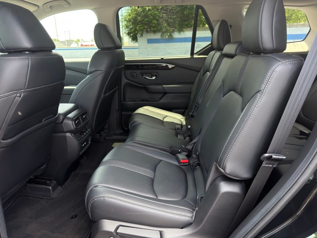 2023 Honda Pilot EX-L - Photo 18