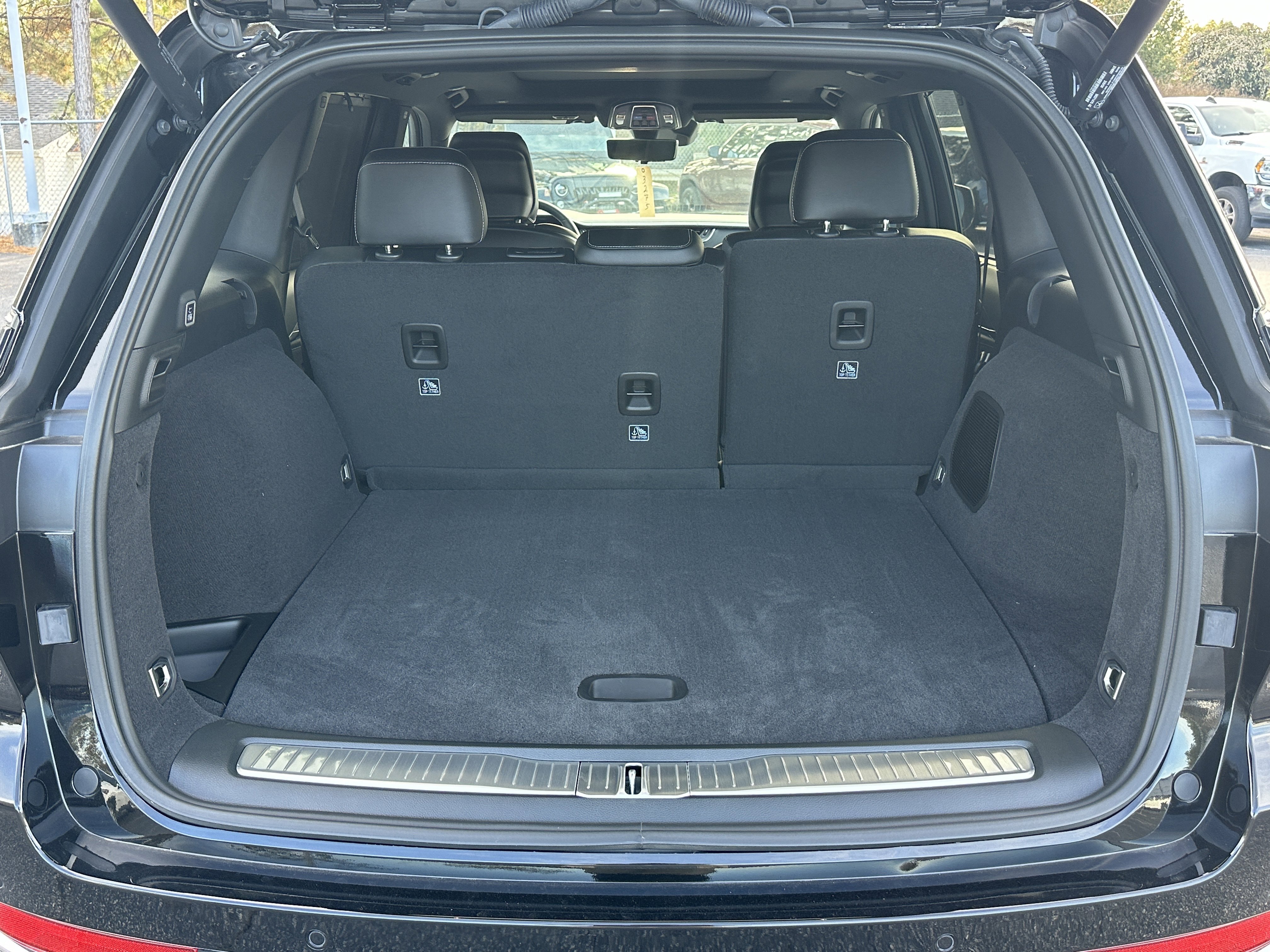 2025 Jeep Grand Cherokee Overland - Photo 19