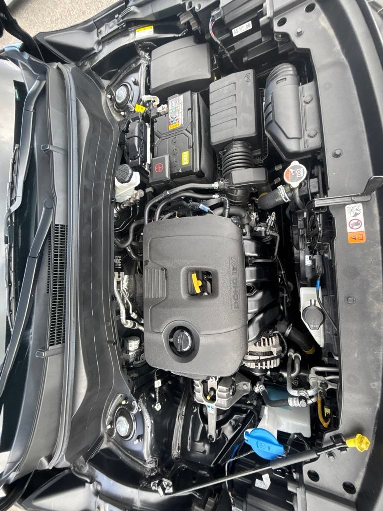 Used 2025 Fusion Black Kia S image 10